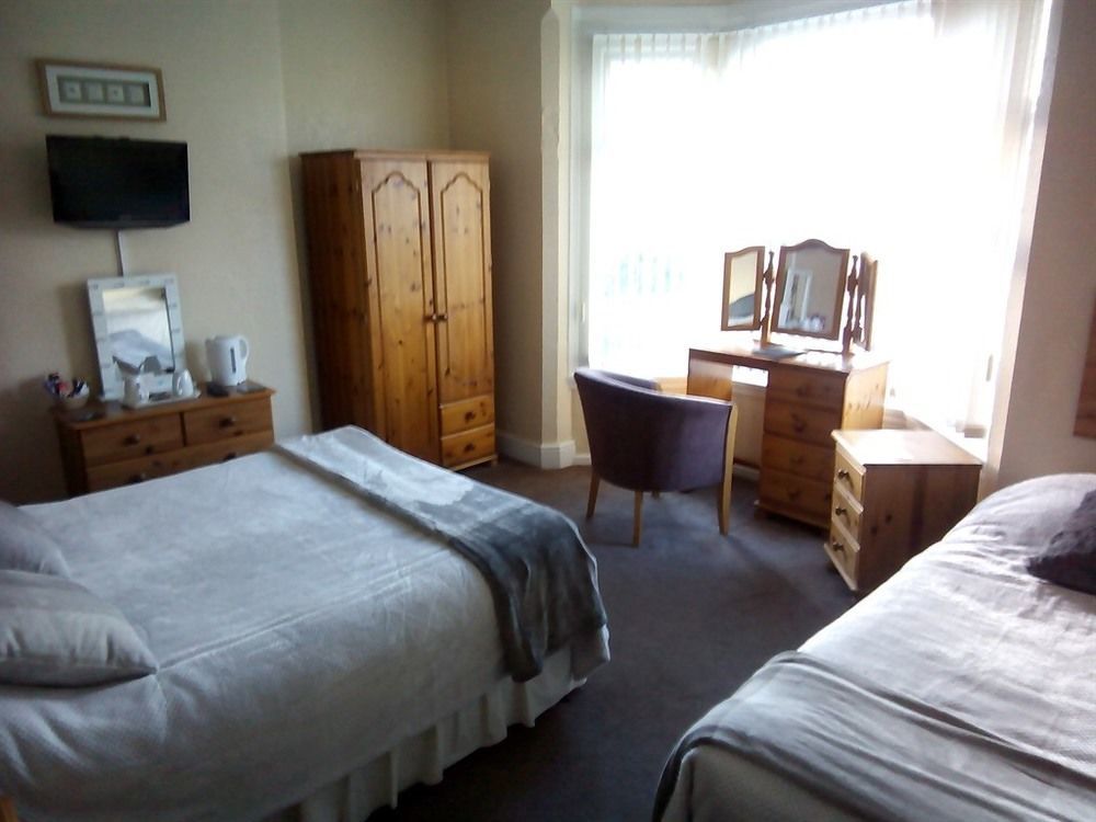 Bryn Coed Guest House Colwyn Bay Extérieur photo